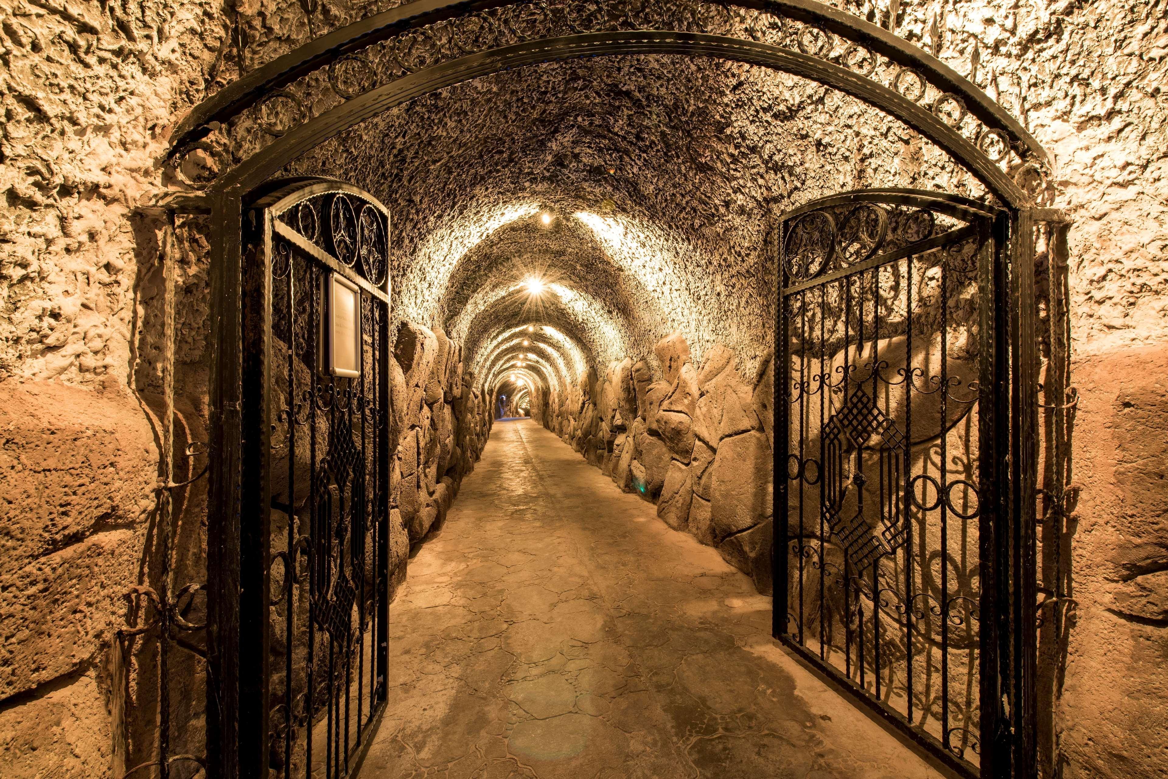 Ramada Plaza Antalya Hotel Luaran gambar Entrance to the Catacombs of Domitilla