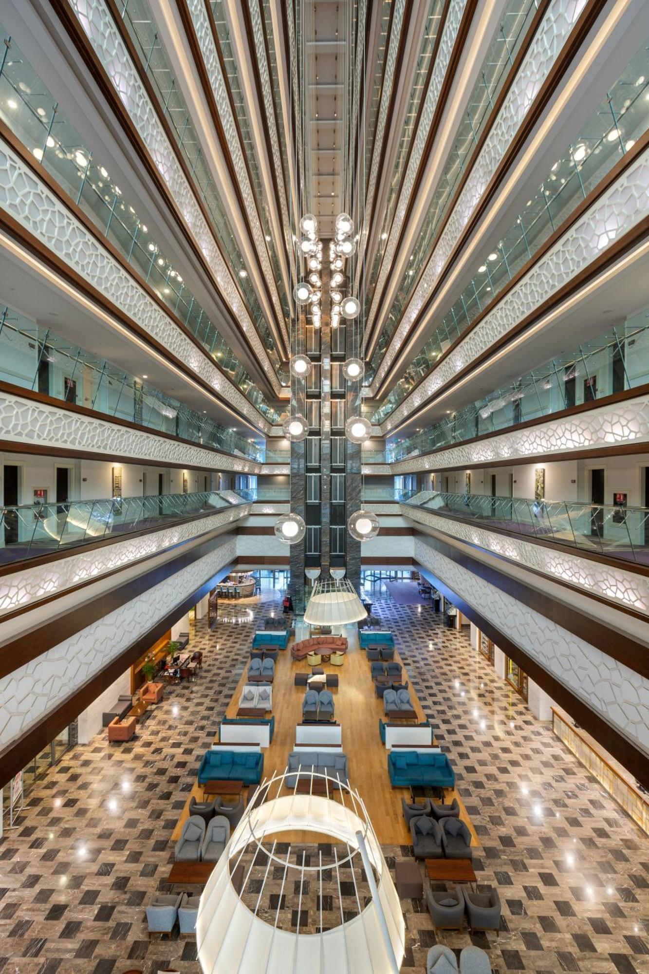 Ramada Plaza Antalya Hotel Luaran gambar The Atrium